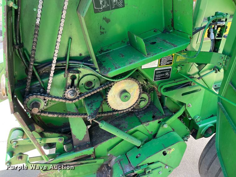 image for item NY9819 2008 John Deere 458  round baler
