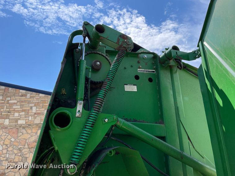 image for item NY9819 2008 John Deere 458  round baler