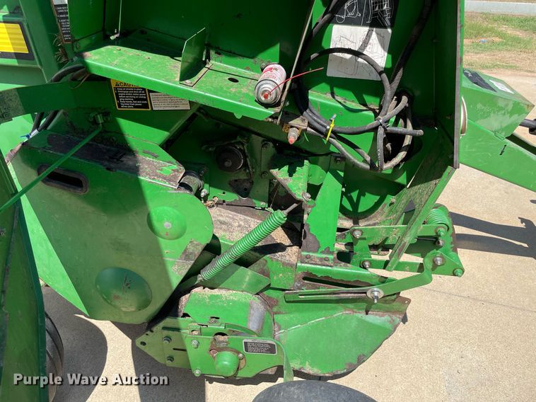 image for item NY9819 2008 John Deere 458  round baler