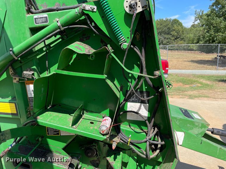 image for item NY9819 2008 John Deere 458  round baler