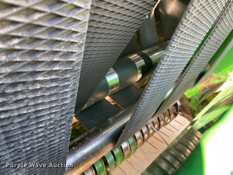 image for item NY9819 2008 John Deere 458  round baler