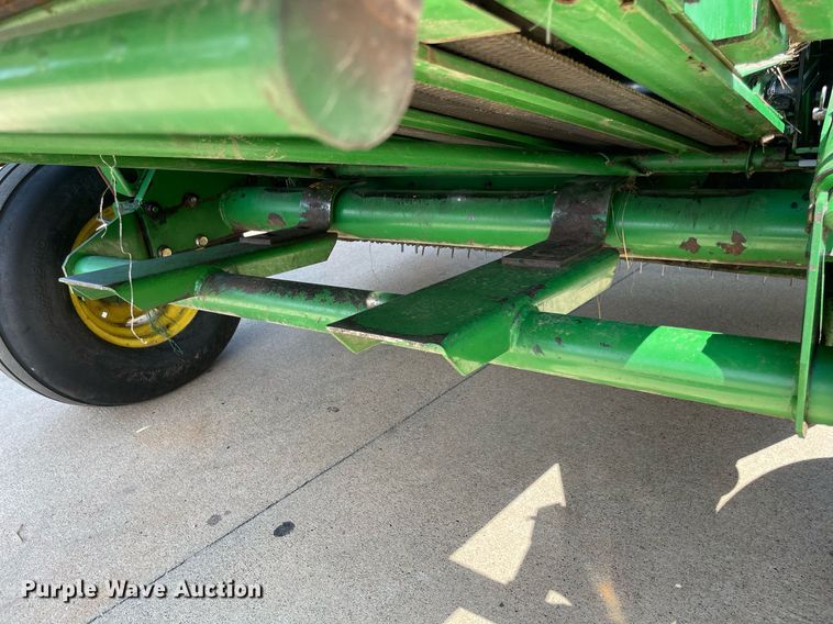 image for item NY9819 2008 John Deere 458  round baler