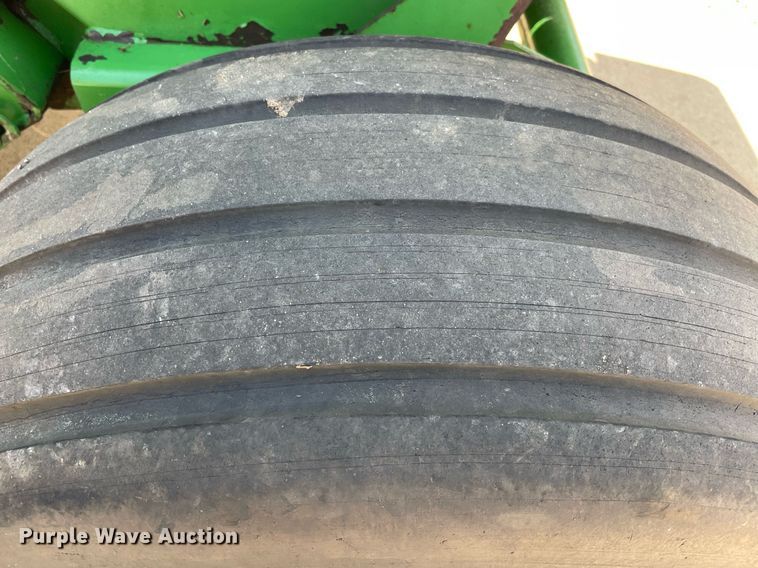 image for item NY9819 2008 John Deere 458  round baler