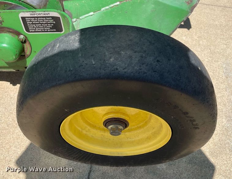 image for item NY9819 2008 John Deere 458  round baler