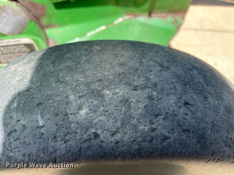 image for item NY9819 2008 John Deere 458  round baler