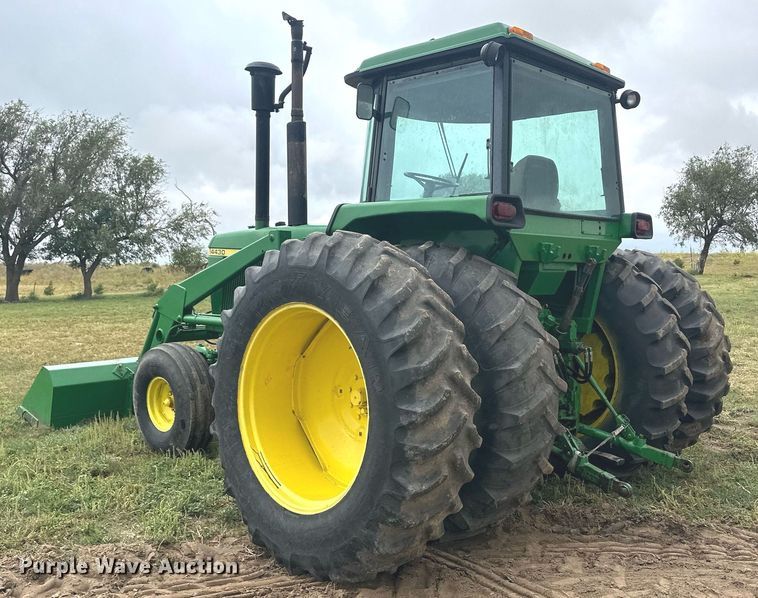 image for item OC9488 1976 John Deere 4430W  tractor