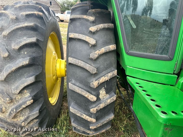 image for item OC9488 1976 John Deere 4430W  tractor