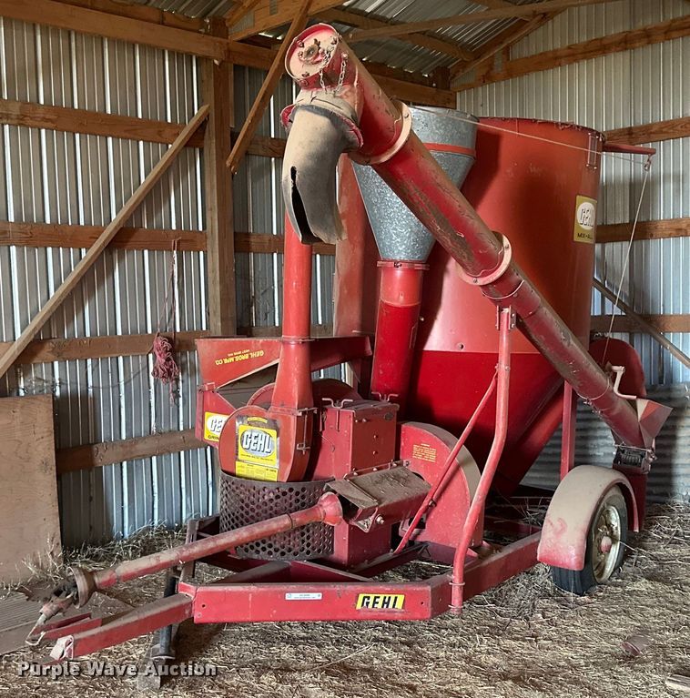 image for item OC9494 Gehl 65MX  feed grinder/mixer