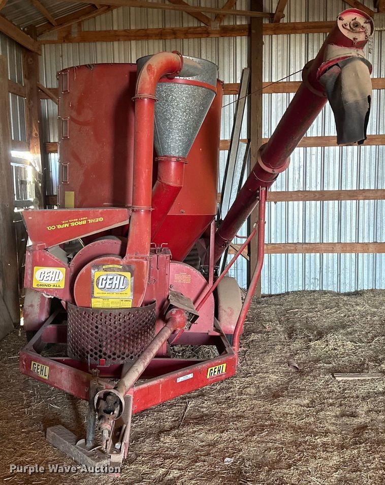 image for item OC9494 Gehl 65MX  feed grinder/mixer