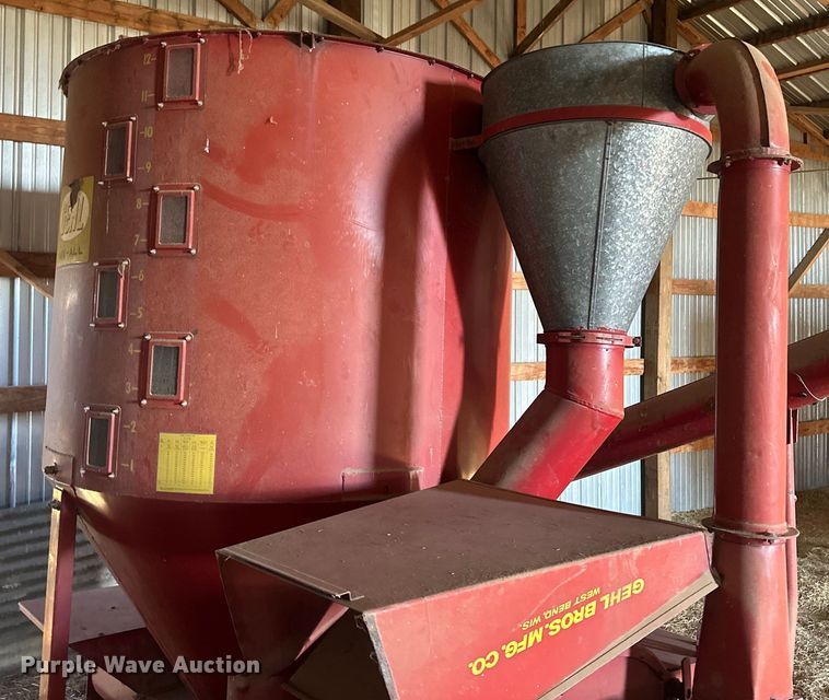 image for item OC9494 Gehl 65MX  feed grinder/mixer