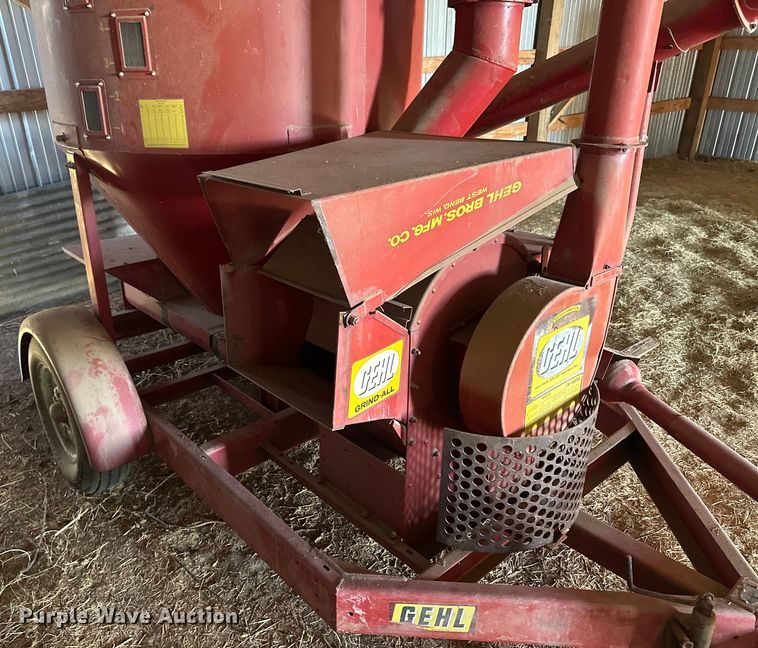 image for item OC9494 Gehl 65MX  feed grinder/mixer