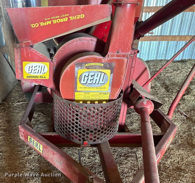 image for item OC9494 Gehl 65MX  feed grinder/mixer