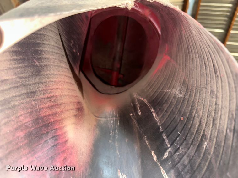 image for item OC9494 Gehl 65MX  feed grinder/mixer