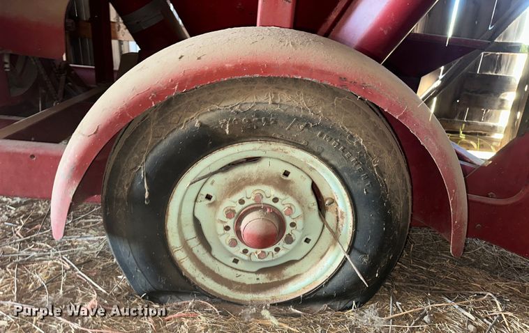 image for item OC9494 Gehl 65MX  feed grinder/mixer