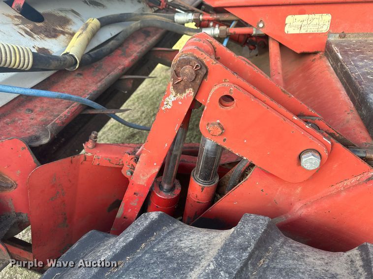 image for item OC9527 Case 8840  swather / windrower