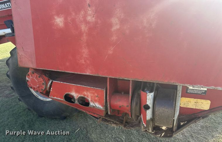 image for item OC9527 Case 8840  swather / windrower