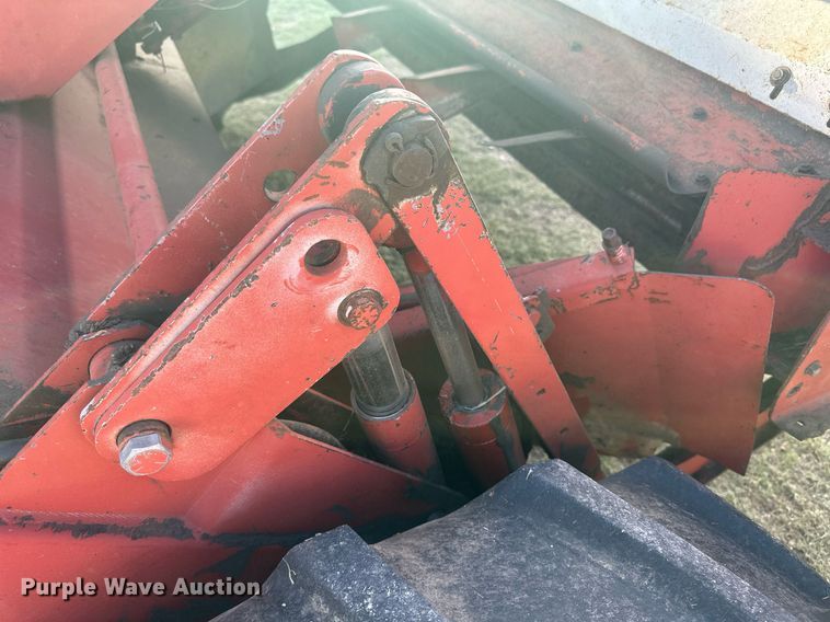 image for item OC9527 Case 8840  swather / windrower