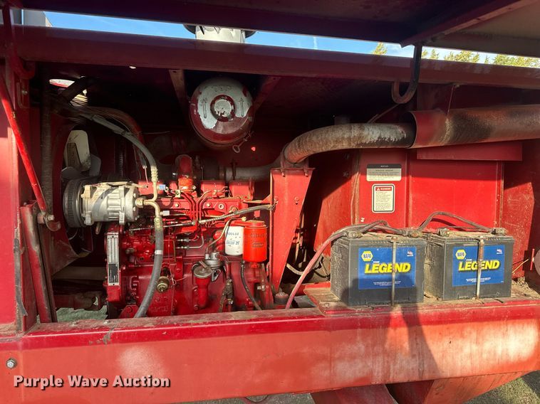 image for item OC9527 Case 8840  swather / windrower