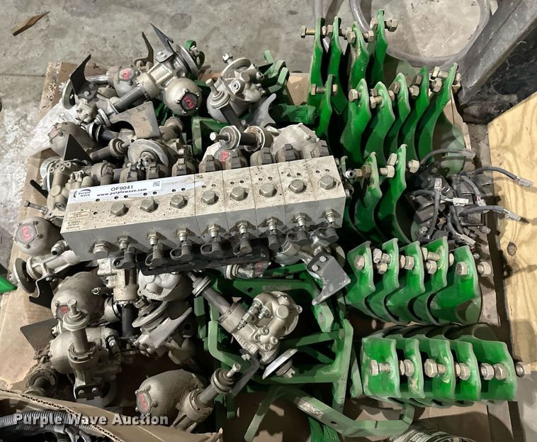 image for item OF9041 AG Leader  ISO eight-channel down pressure system