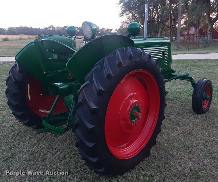 image for item OF9444 1945 Oliver 70  tractor