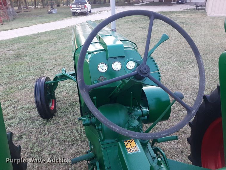 image for item OF9444 1945 Oliver 70  tractor