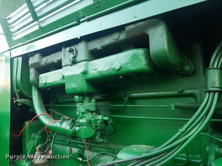 image for item OF9444 1945 Oliver 70  tractor