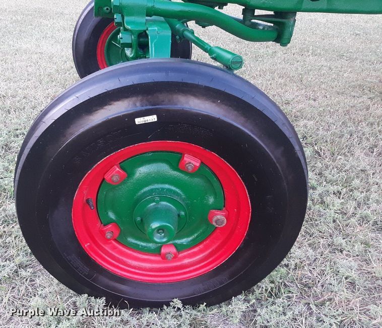 image for item OF9444 1945 Oliver 70  tractor