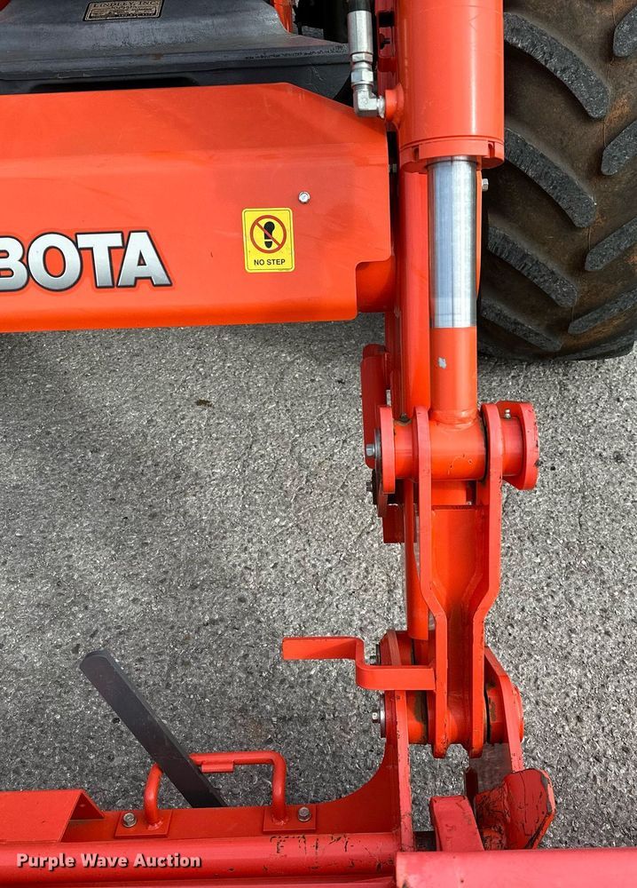 image for item OG9236 2018 Kubota  M7-171 tractor