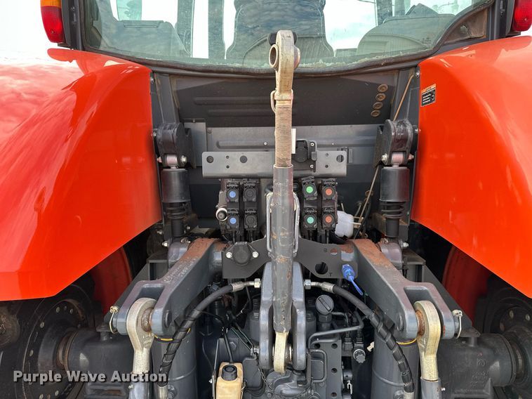 image for item OG9236 2018 Kubota  M7-171 tractor