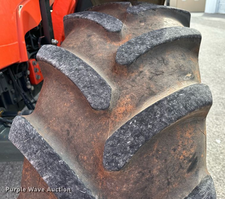 image for item OG9236 2018 Kubota  M7-171 tractor