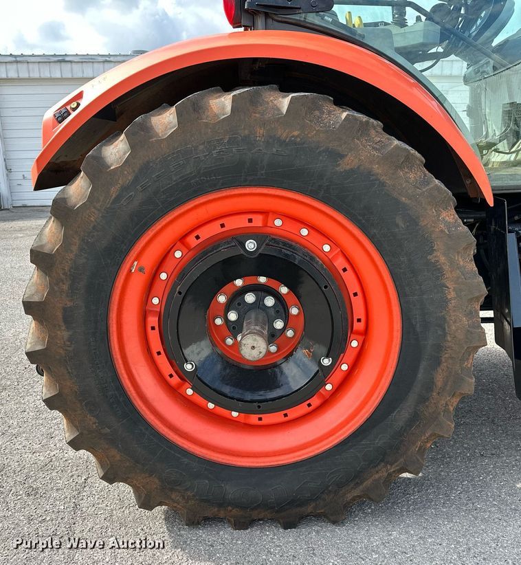 image for item OG9236 2018 Kubota  M7-171 tractor