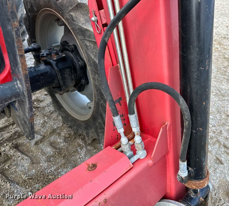 image for item OG9242 2008 Massey Ferguson 2615  MFWD tractor