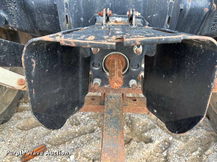 image for item OG9242 2008 Massey Ferguson 2615  MFWD tractor