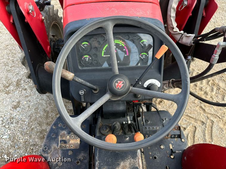 image for item OG9242 2008 Massey Ferguson 2615  MFWD tractor