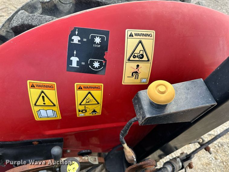 image for item OG9242 2008 Massey Ferguson 2615  MFWD tractor