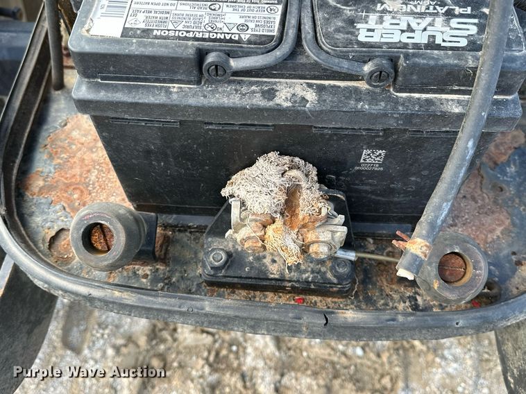 image for item OG9242 2008 Massey Ferguson 2615  MFWD tractor