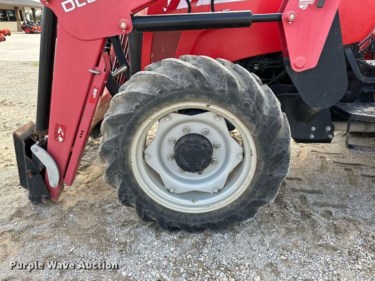 image for item OG9242 2008 Massey Ferguson 2615  MFWD tractor