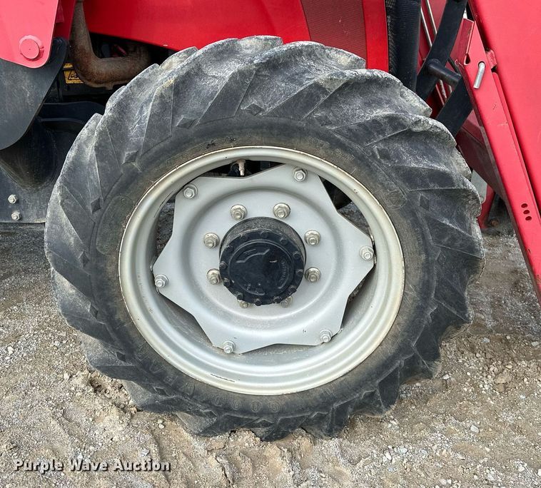 image for item OG9242 2008 Massey Ferguson 2615  MFWD tractor