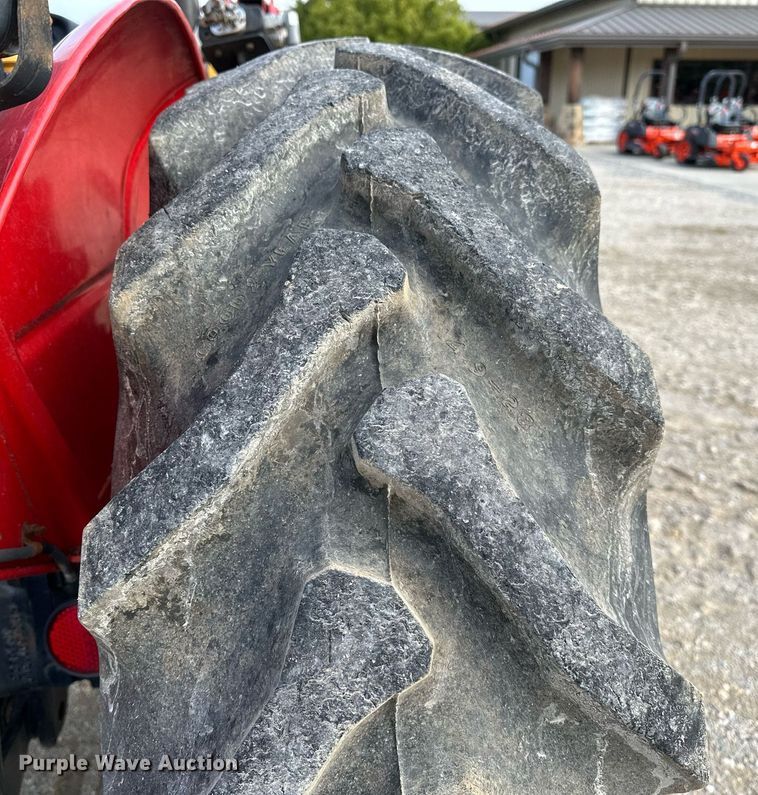 image for item OG9242 2008 Massey Ferguson 2615  MFWD tractor