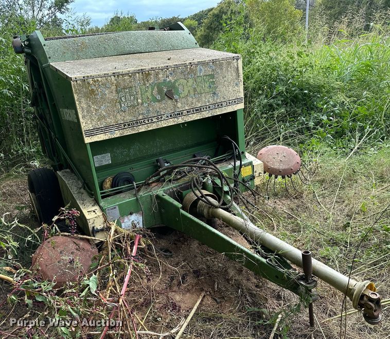 image for item OG9256 Krone KR250B  round baler