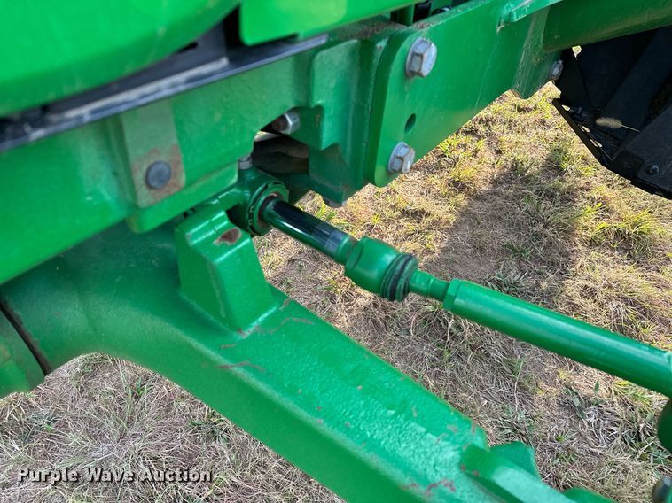 image for item OG9293 2018 John Deere 5085E MFWD tractor