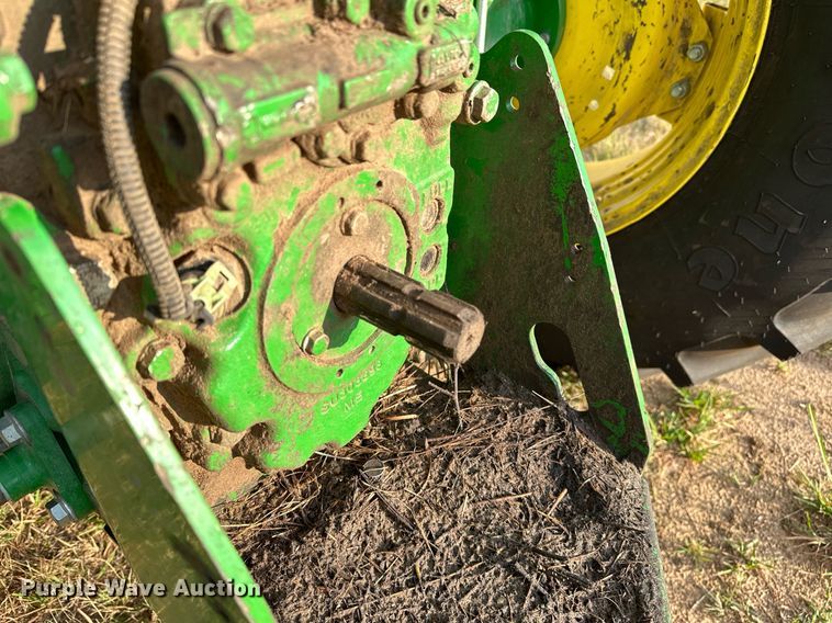 image for item OG9293 2018 John Deere 5085E MFWD tractor