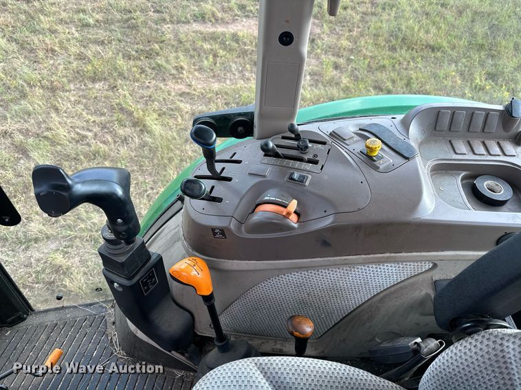 image for item OG9293 2018 John Deere 5085E MFWD tractor