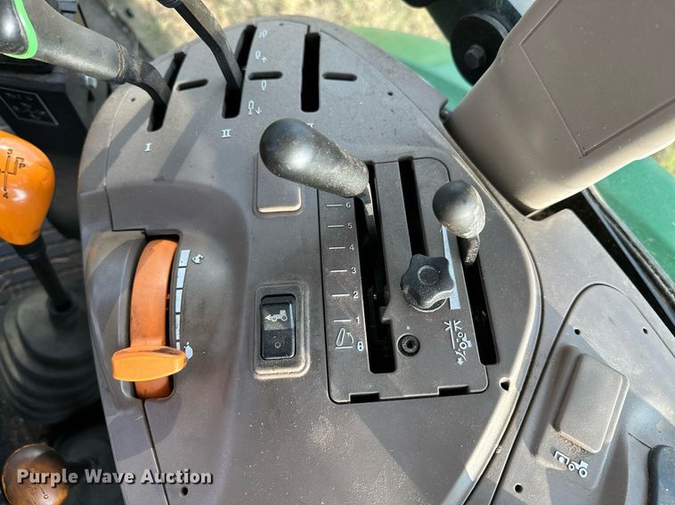 image for item OG9293 2018 John Deere 5085E MFWD tractor