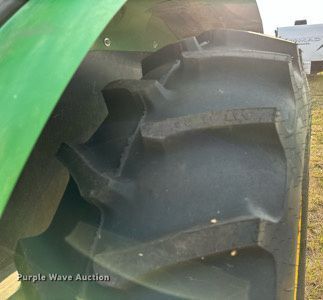 image for item OG9293 2018 John Deere 5085E MFWD tractor