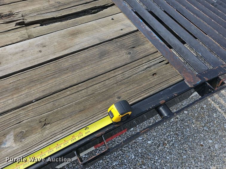 image for item OG9429 2013 PJ  equipment trailer