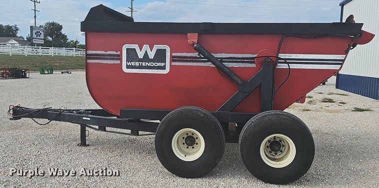 image for item OG9430 Westendorf  manure spreader