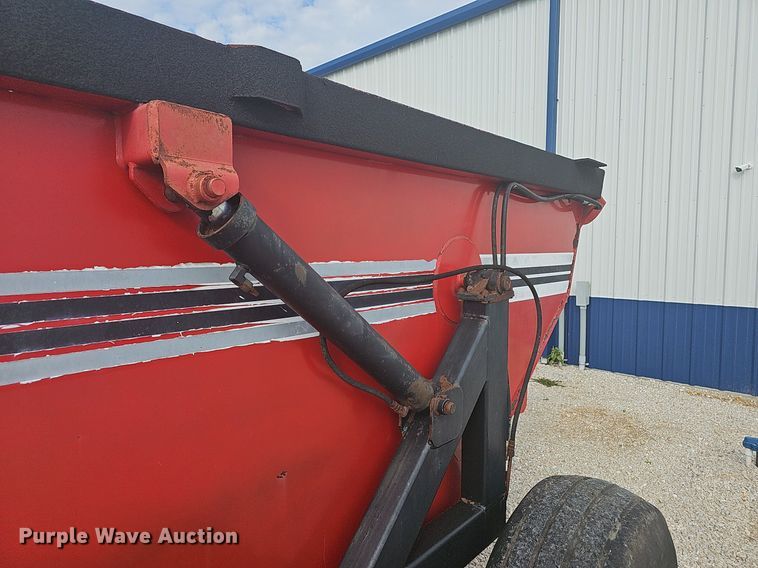 image for item OG9430 Westendorf  manure spreader