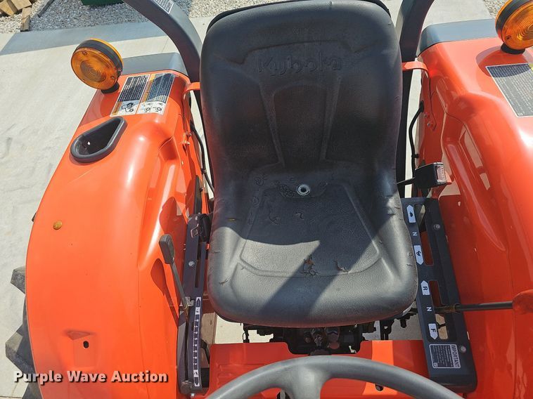 image for item OG9432 Kubota L3901  tractor