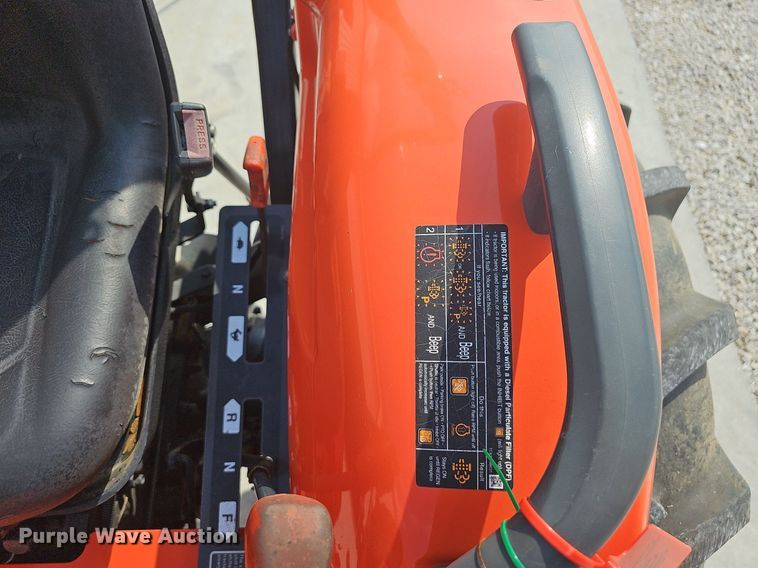 image for item OG9432 Kubota L3901  tractor